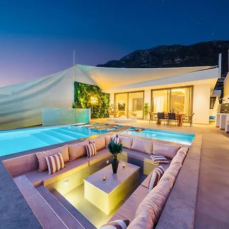 빌라 Su In Kalkan 1 카스